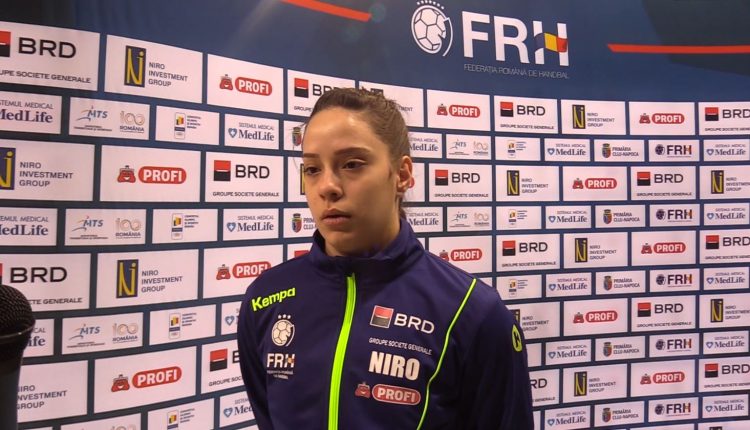 sorina tarca - nationala de handbal u20